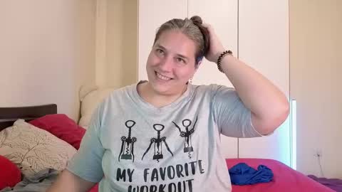 Love online show from 09.29.25