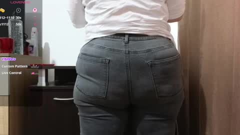 Snapshot of bbw_milf_4u chatting on 06.03.26 Emma online show from 06.03.26