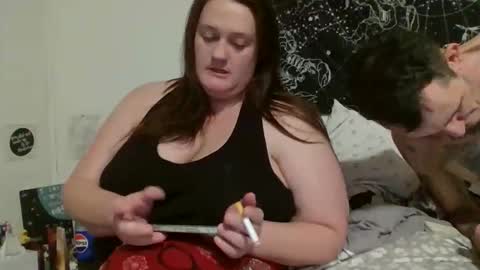 Snapshot of bbwdomqueen chatting on 12.15.25 QuEen KeLs online show from 12.15.25