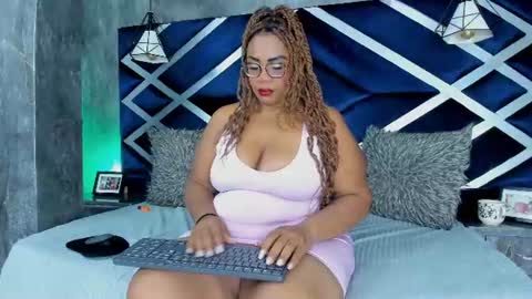 Bbwlatina01 online show from 08.05.26