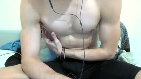 Snapshot of bbxx_2 chatting on 02.04.25 bbxx_2 online show from 02.04.25