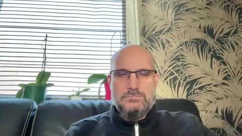 Snapshot of bcbg68 chatting on 11.19.25 bcbg68 online show from 11.19.25