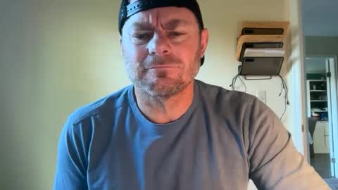 Snapshot of bcjonny chatting on 10.06.25 BCJonny online show from 10.06.25