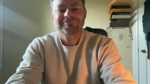 Snapshot of bcjonny chatting on 10.26.25 BCJonny online show from 10.26.25