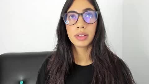 daniela villamizar online show from 12.12.24