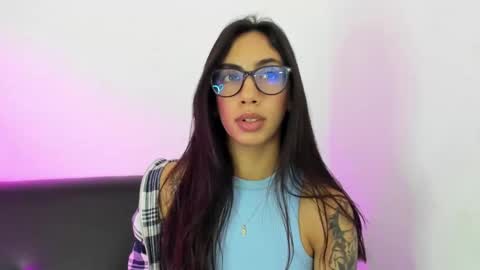 daniela villamizar online show from 12.14.24