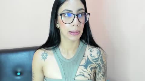 daniela villamizar online show from 01.11.25