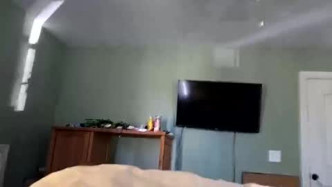 Snapshot of bdawg188 chatting on 10.15.25 bdawg188 online show from 10.15.25