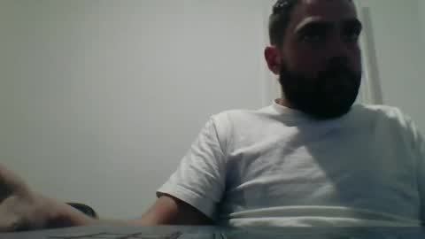 Snapshot of bdemwi2588 chatting on 02.14.25 bdemwi2588 online show from 02.14.25