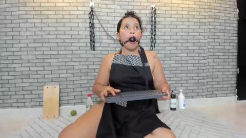 Snapshot of bdsm_meduza chatting on 10.08.25 Meduza  online show from 10.08.25
