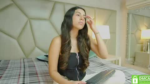 Helena  Evan online show from 07.24.26