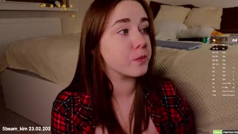 Snapshot of beam_kim chatting on 02.23.25 kim3 INDEPENDENT MODEL online show from 02.23.25