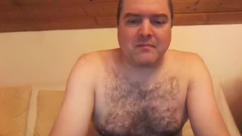 Snapshot of bear037 chatting on 12.20.25 bear037 online show from 12.20.25