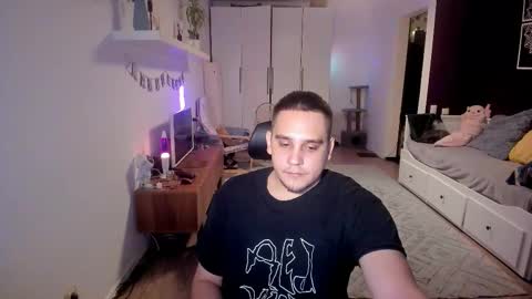 Snapshot of bear_beer130 chatting on 11.10.25 bear_beer130 online show from 11.10.25