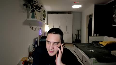 Snapshot of bear_beer130 chatting on 11.14.25 bear_beer130 online show from 11.14.25