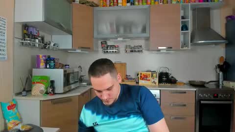 Snapshot of bear_beer130 chatting on 03.26.26 bear_beer130 online show from 03.26.26