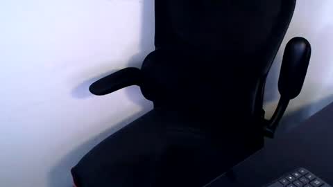 Beard Guy online show from 06.18.26
