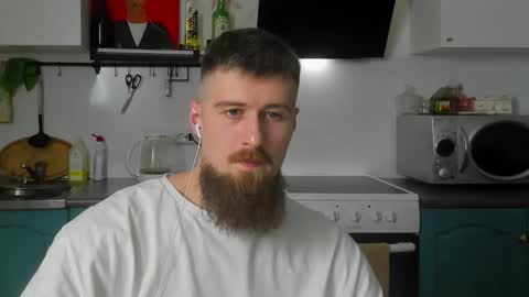 Snapshot of bearded_legend chatting on 01.18.25 Zeus online show from 01.18.25