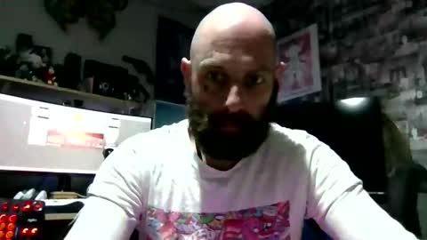 Snapshot of beardednjuicycock chatting on 02.13.26 beardednjuicycock online show from 02.13.26