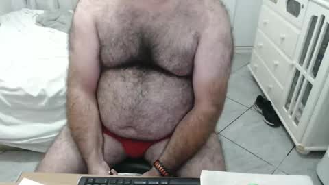 Snapshot of beastbearmg chatting on 09.14.25 beastbearmg online show from 09.14.25