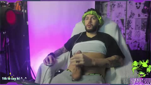 Snapshot of beastbxy chatting on 01.14.25 beast bxy online show from 01.14.25