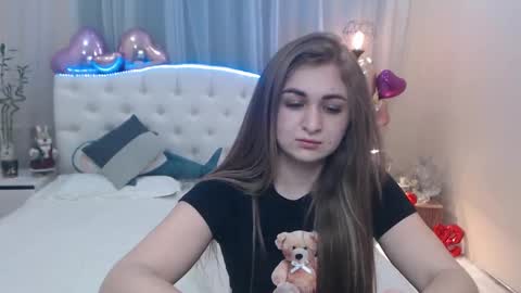 Snapshot of beataangel chatting on 03.12.25 beataangel online show from 03.12.25