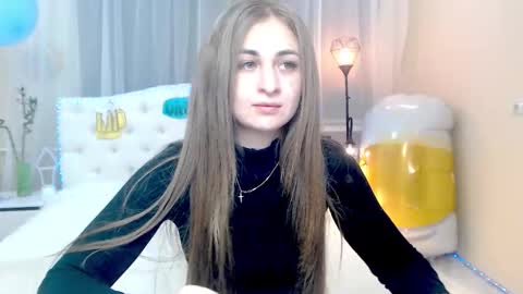 Snapshot of beataangel chatting on 10.04.25 beataangel online show from 10.04.25