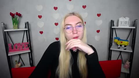 Snapshot of beatriceflyy chatting on 12.11.24 BeatriceFlyy online show from 12.11.24