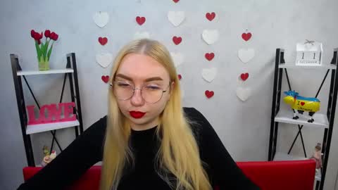 Snapshot of beatriceflyy chatting on 12.11.24 BeatriceFlyy online show from 12.11.24