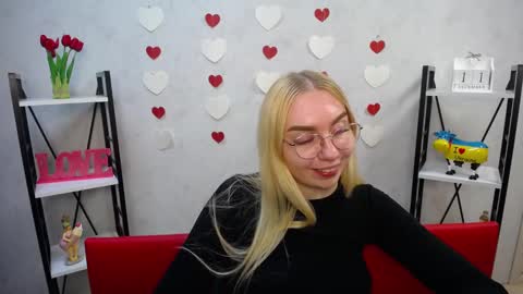 Snapshot of beatriceflyy chatting on 12.11.24 BeatriceFlyy online show from 12.11.24