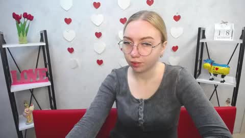 Snapshot of beatriceflyy chatting on 12.18.24 BeatriceFlyy online show from 12.18.24