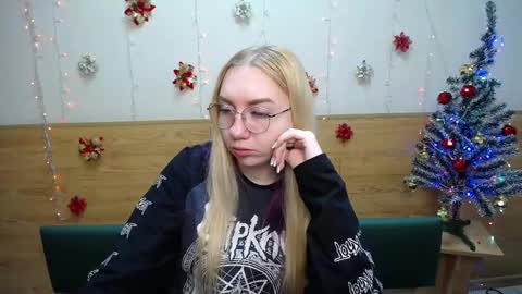 Snapshot of beatriceflyy chatting on 01.20.25 BeatriceFlyy online show from 01.20.25