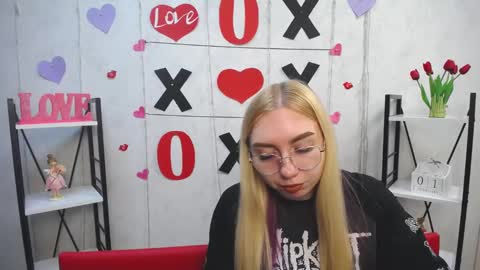 Snapshot of beatriceflyy chatting on 02.01.25 BeatriceFlyy online show from 02.01.25