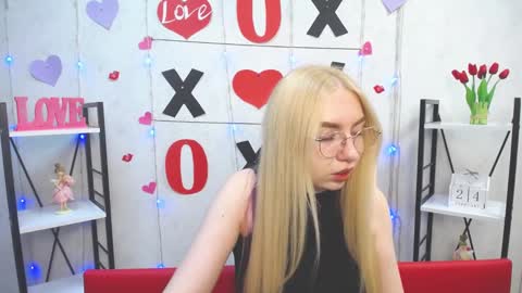 Snapshot of beatriceflyy chatting on 02.24.25 BeatriceFlyy online show from 02.24.25