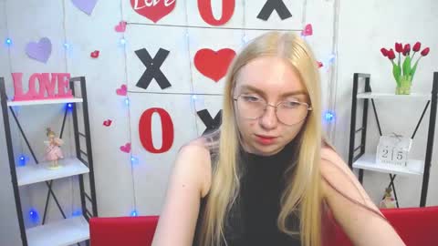 Snapshot of beatriceflyy chatting on 02.25.25 BeatriceFlyy online show from 02.25.25