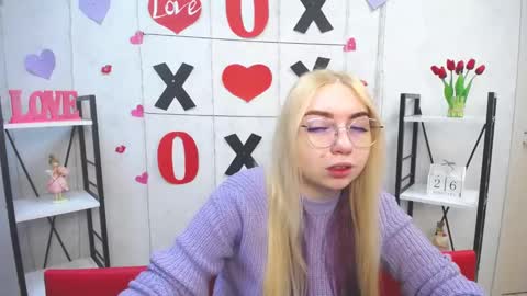 Snapshot of beatriceflyy chatting on 02.27.25 BeatriceFlyy online show from 02.27.25