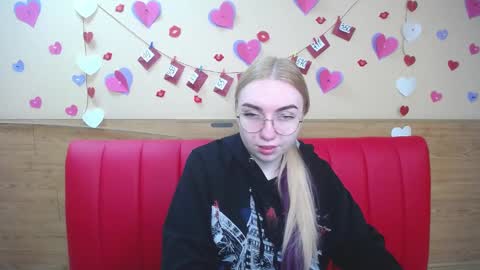 Snapshot of beatriceflyy chatting on 03.01.25 BeatriceFlyy online show from 03.01.25