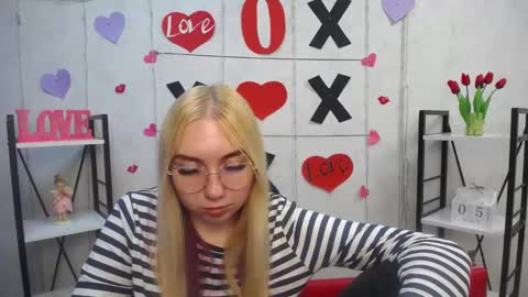 Snapshot of beatriceflyy chatting on 03.05.25 BeatriceFlyy online show from 03.05.25