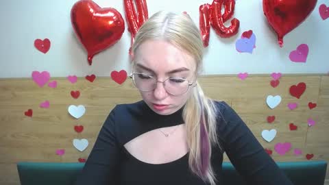 Snapshot of beatriceflyy chatting on 03.09.25 BeatriceFlyy online show from 03.09.25