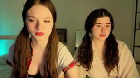 Snapshot of beatricemoonlight chatting on 05.10.26 My name is Beatrice Like my broadcast pls 3 online show from 05.10.26