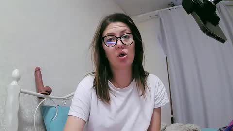 BeatriceTender online show from 12.10.24