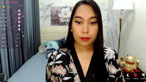 Im Kim and Im Single in real life online show from 03.17.26