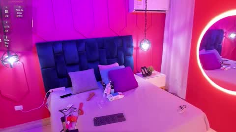 Chantall online show from 10.19.25