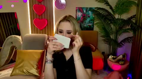 Snapshot of beauty_sashaxx chatting on 06.10.26 beauty Sasha online show from 06.10.26