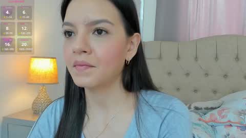 Ariana Reyes online show from 04.27.26