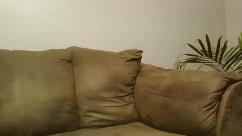 Snapshot of beautyloves chatting on 02.23.25 Beauty online show from 02.23.25