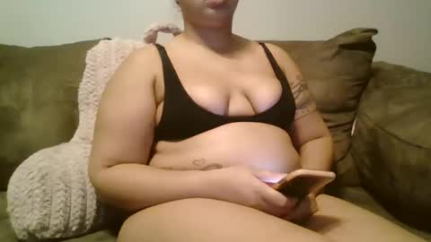 Snapshot of beautyloves chatting on 03.02.25 Beauty online show from 03.02.25