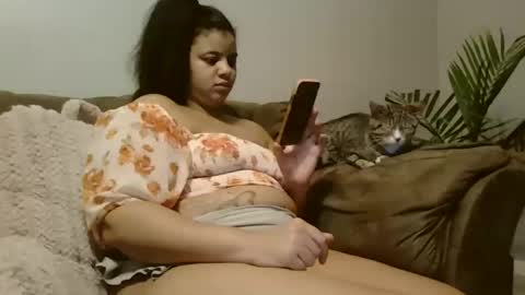 Snapshot of beautyloves chatting on 03.07.25 Beauty online show from 03.07.25