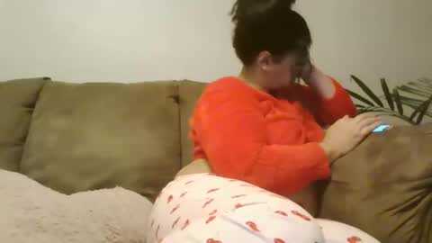 Snapshot of beautyloves chatting on 03.09.25 Beauty online show from 03.09.25