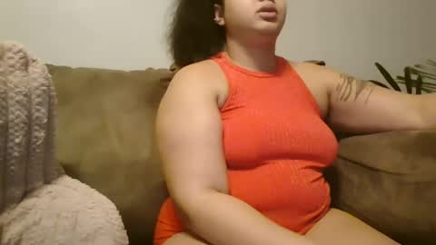 Snapshot of beautyloves chatting on 03.09.25 Beauty online show from 03.09.25